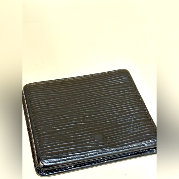 Louis Vuitton Noir Epi Leather Flap Wallet Louis Vuitton